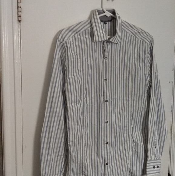 Nearly new - Picture 3 of 6